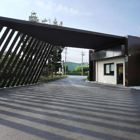 Holly Wood Motel Pitou Екстер'єр фото