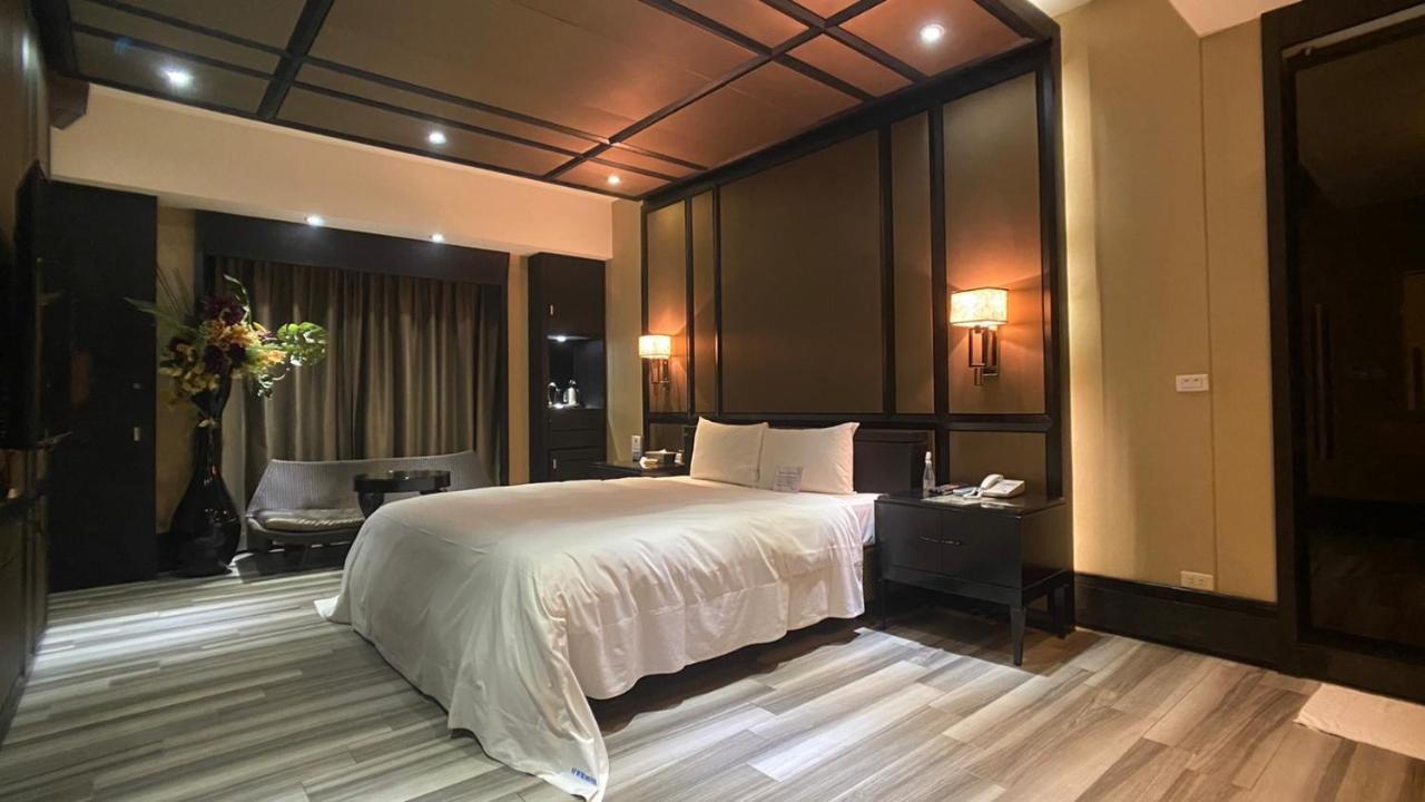 Holly Wood Motel Pitou Екстер'єр фото
