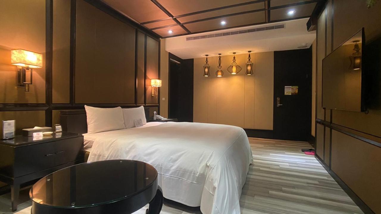 Holly Wood Motel Pitou Екстер'єр фото
