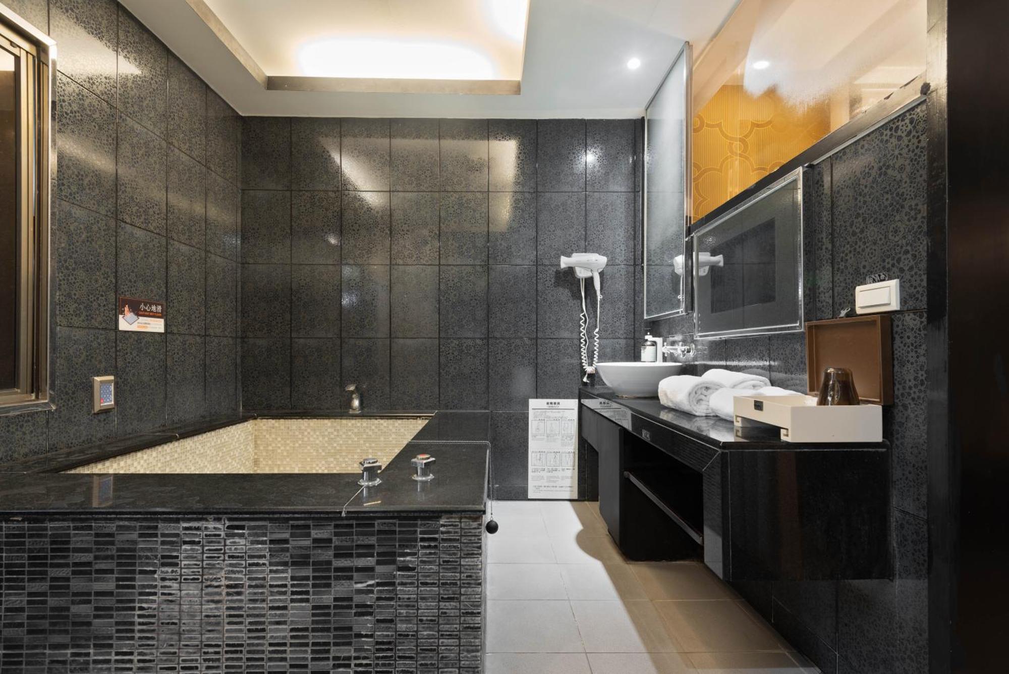 Holly Wood Motel Pitou Екстер'єр фото