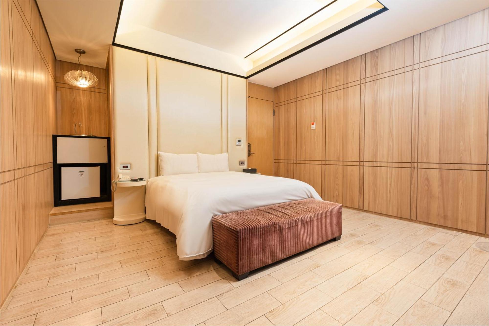 Holly Wood Motel Pitou Екстер'єр фото