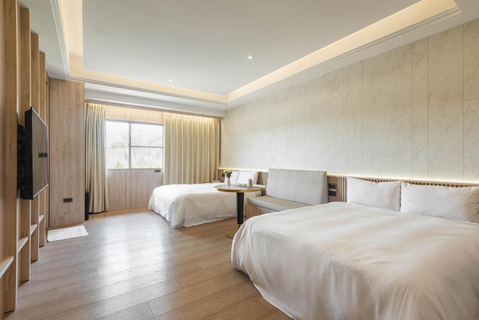Holly Wood Motel Pitou Екстер'єр фото