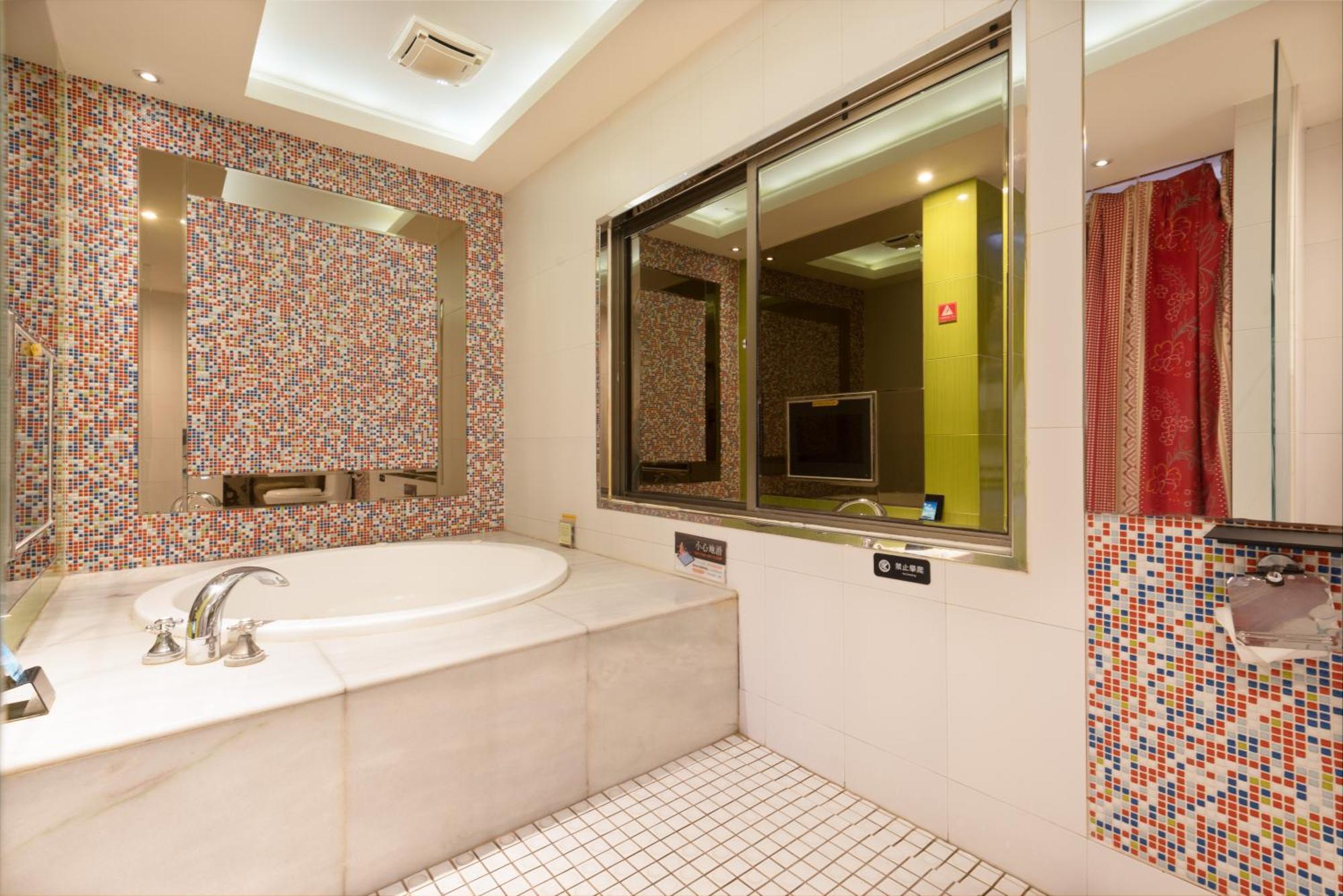 Holly Wood Motel Pitou Екстер'єр фото