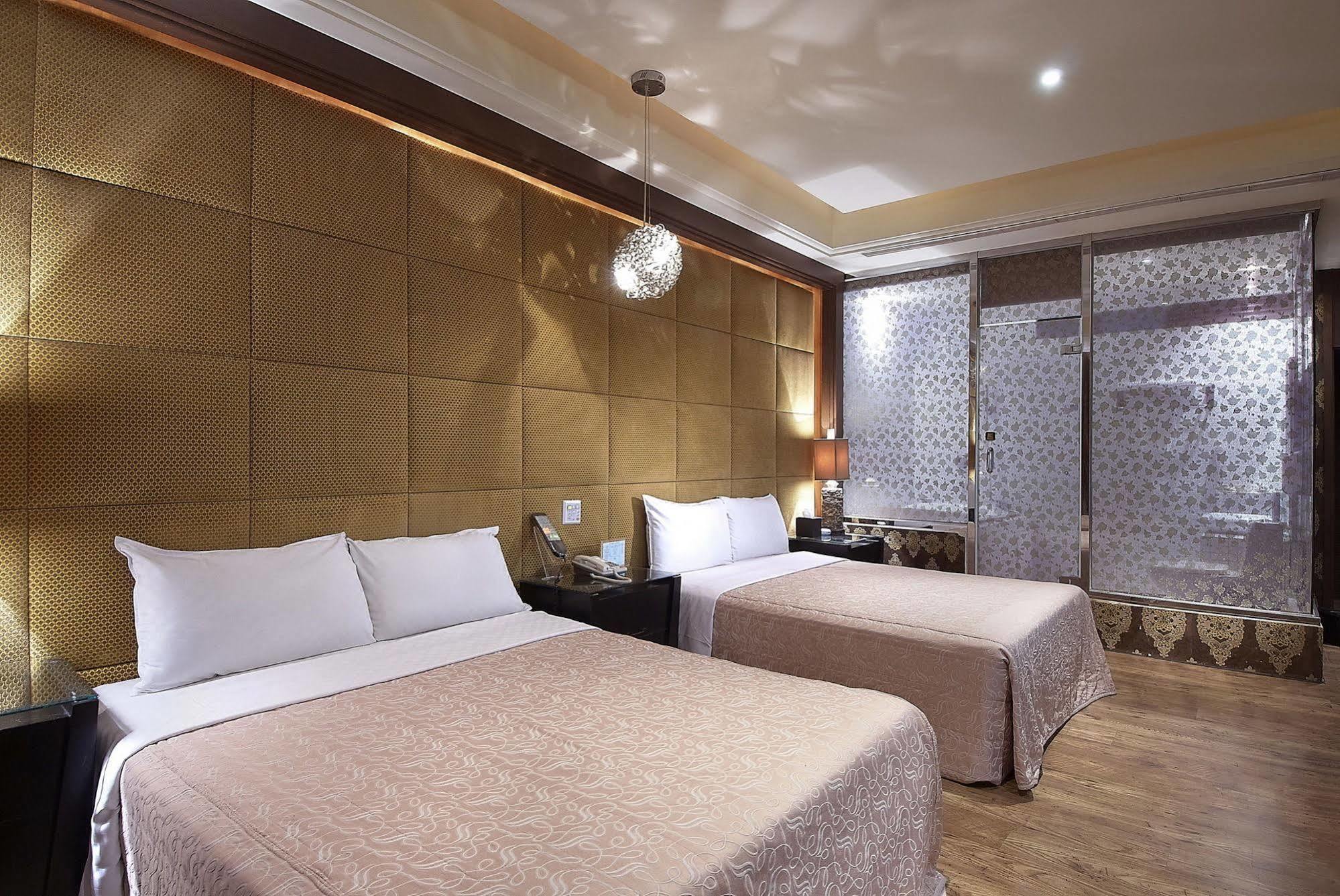 Holly Wood Motel Pitou Екстер'єр фото